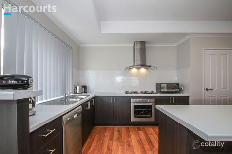 Property photo of 16 Belmore Bend Aubin Grove WA 6164