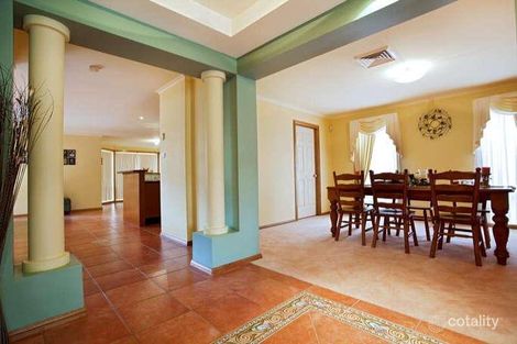 Property photo of 2 Bribie Close Green Valley NSW 2168