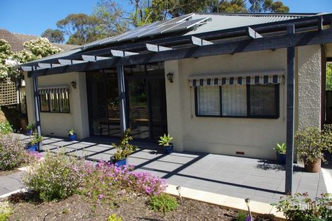 11 Euro Ave, Eden Hills, SA 5050