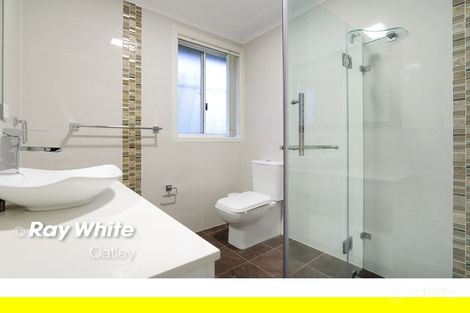 Property photo of 20 Kerrie Crescent Peakhurst NSW 2210