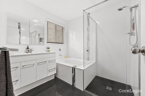 Property photo of 17 The Zenith Nerang QLD 4211