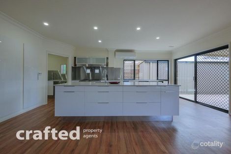 Property photo of 8 Bowood Place Parkinson QLD 4115