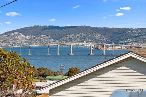 Property photo of 3 Tianna Road Lindisfarne TAS 7015