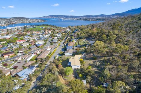 Property photo of 3 Tianna Road Lindisfarne TAS 7015