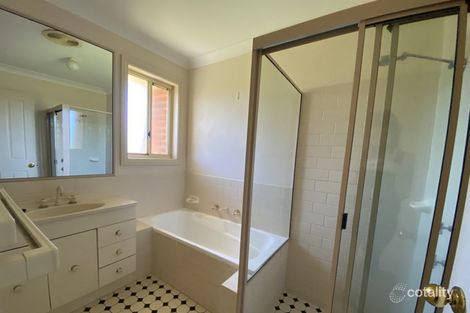 Property photo of 1/12 Grangewood Drive Dubbo NSW 2830