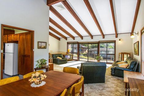 Property photo of 6 Crawford Crescent Wyoming NSW 2250