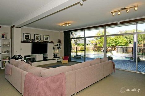 Property photo of 33 Mullewa Crescent Coolbinia WA 6050