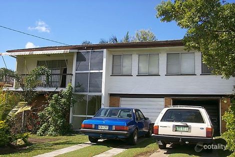 23 Meyrick St, Cannon Hill, QLD 4170