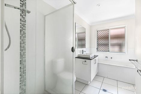 Property photo of 1 Cairnlea Drive Pimpama QLD 4209