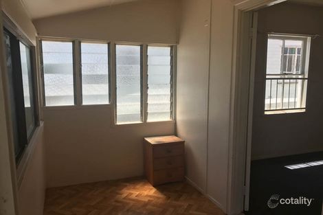 Property photo of 2/37 Kate Street Shorncliffe QLD 4017