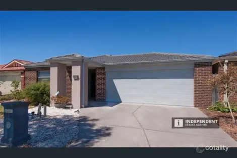 Property photo of 17 Evesham Street Cranbourne North VIC 3977