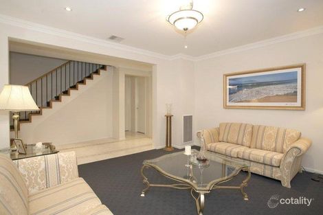 Property photo of 5 Cunningham Crescent Sandhurst VIC 3977