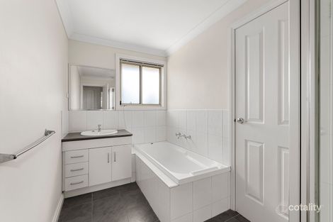 Property photo of 3/82 Strathallan Road Macleod VIC 3085