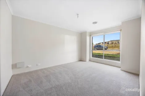 Property photo of 10 Stanbury Avenue Canadian VIC 3350