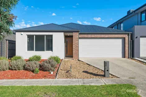 24 Sorrenberg St, Point Cook, VIC 3030