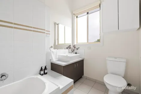 Property photo of 1/22 Vigo Street Seddon VIC 3011
