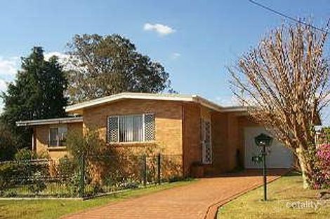 2 Amos Cres, Mount Lofty, QLD 4350