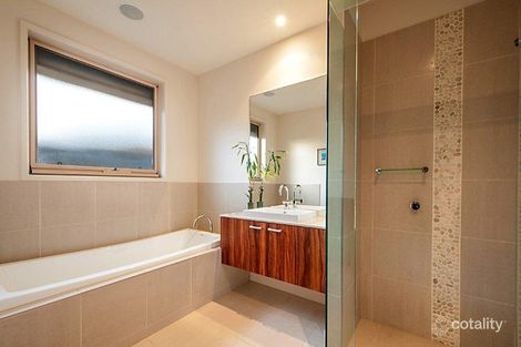 Property photo of 44 Keith Avenue Edithvale VIC 3196