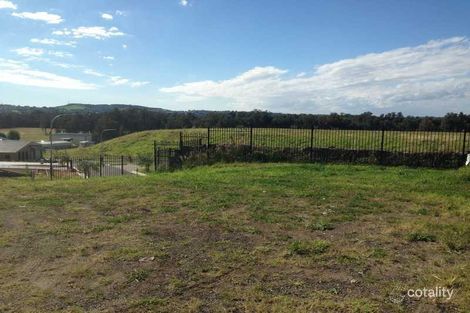 Property photo of 23 The Arches Kanahooka NSW 2530
