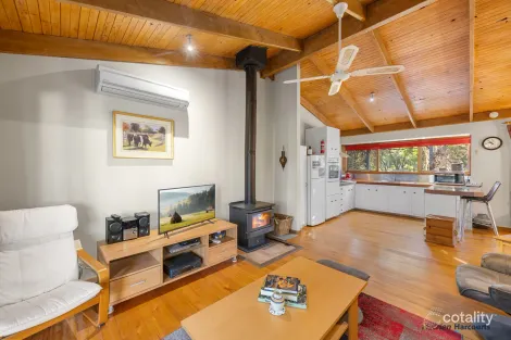 Property photo of 15 Mareeba Avenue Buxton VIC 3711