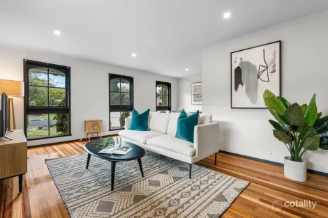 Property photo of 18 Rutherglen Road Vermont South VIC 3133