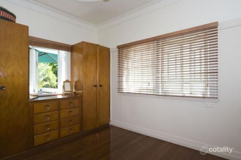 Property photo of 33 Eversley Terrace Yeronga QLD 4104