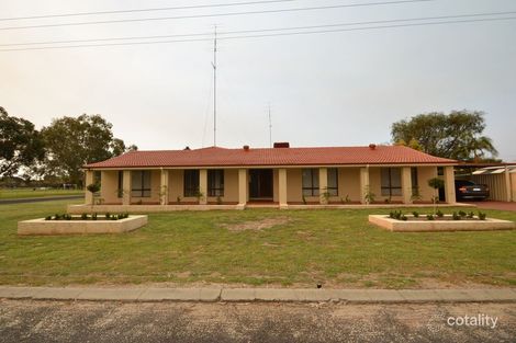 7 Hinge Rd, Harvey, WA 6220