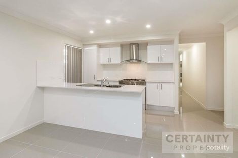 Property photo of 27 Haven Drive Holmview QLD 4207