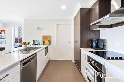 Property photo of 25 Silvertop Crescent Spring Mountain QLD 4300