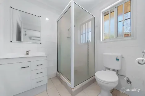 Property photo of 3 Sandpiper Crescent Jubilee Pocket QLD 4802