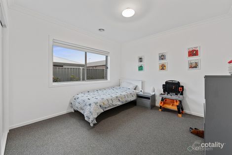 Property photo of 17 Cornflower Rise Botanic Ridge VIC 3977