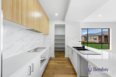Property photo of 30 Verdon Drive Wollert VIC 3750