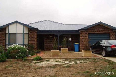 Property photo of 71 Cottage Crescent Kilmore VIC 3764