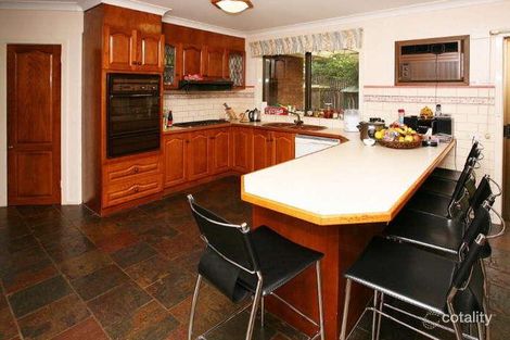 Property photo of 4 Cromer Place Keilor Downs VIC 3038