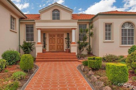 Property photo of 4 Paddock Close Casula NSW 2170