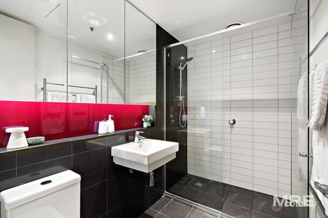 Property photo of 901/12 Yarra Street South Yarra VIC 3141