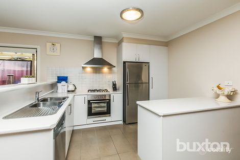 Property photo of 1 Vines Road Hamlyn Heights VIC 3215