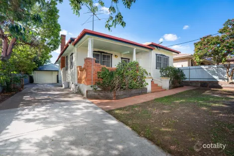 270 Bernhardt St, East Albury, NSW 2640