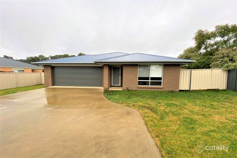 Property photo of 14 Bevington Bend Lavington NSW 2641