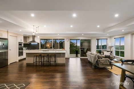 Property photo of 8 Panoramic Drive Preston QLD 4352