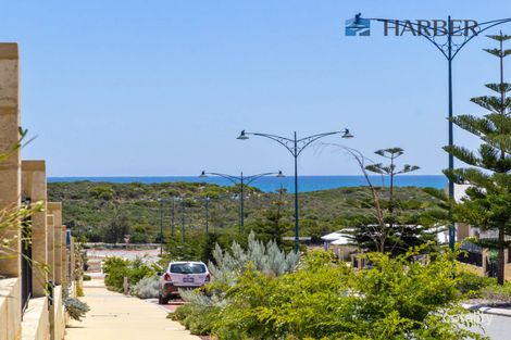 Property photo of 59 O'Mara Boulevard Iluka WA 6028