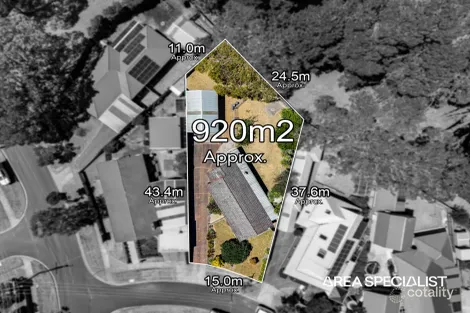 2 Sussex Ct, Somerville, VIC 3912