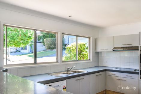 Property photo of 11 Dilli Court Alexandra Headland QLD 4572