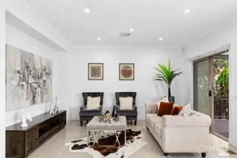 Property photo of 10 Penderel Way Bulleen VIC 3105