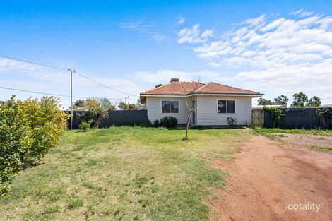 Property photo of 5 Watts Close Boulder WA 6432
