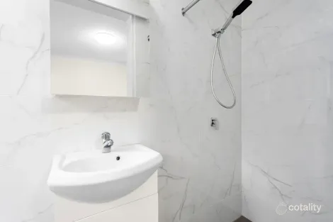 Property photo of 8/23 Redman Road Dee Why NSW 2099
