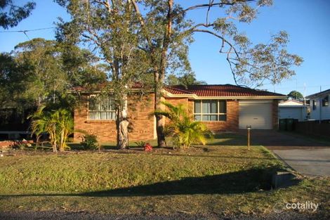 12 Carinya St, Charmhaven, NSW 2263