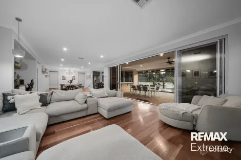 Property photo of 82 Wallangarra Road Carramar WA 6031