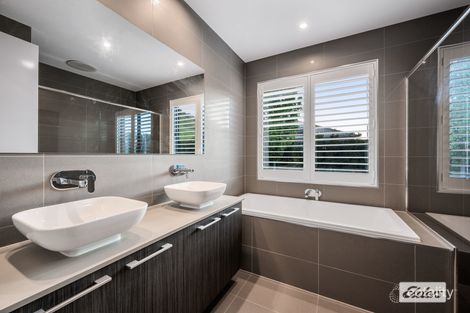 Property photo of 43 Riverside Boulevard Killara VIC 3691
