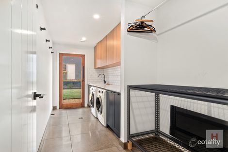 Property photo of 4 Echidna Place East Jindabyne NSW 2627